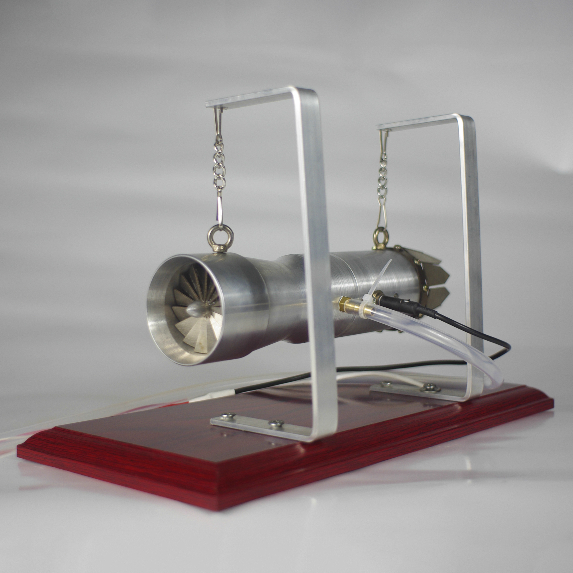 Aircraft Engine Turbojet Engin - Science Experiment recension och pris